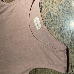 Always Apparel 100% linen tank